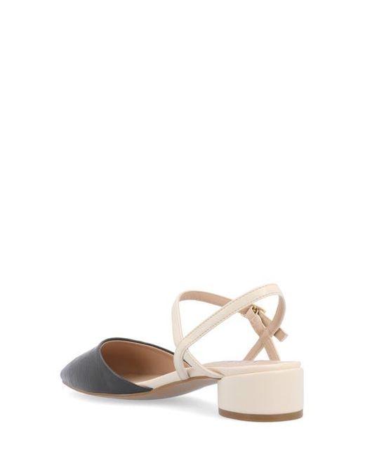 Journee Collection Natural Brynn Croc Embossed Pump