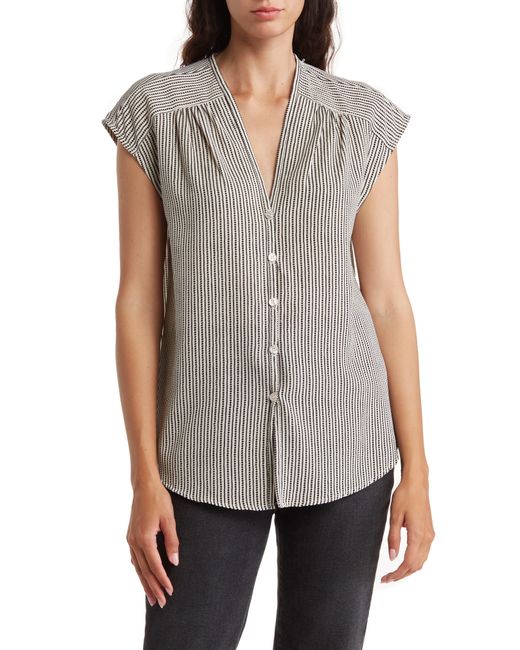 Max studio top sleeveless top