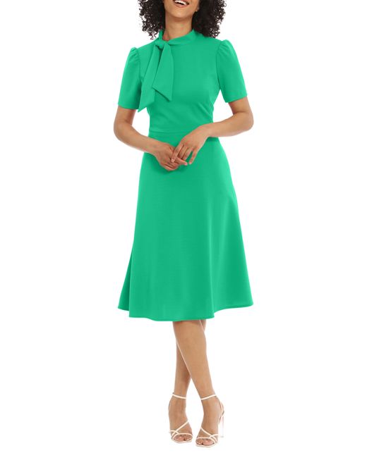Maggy London Green Short Sleeve Necktie Midi Dress