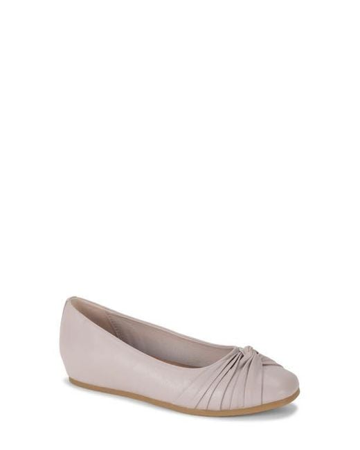 BareTraps Gray Chainey Flat