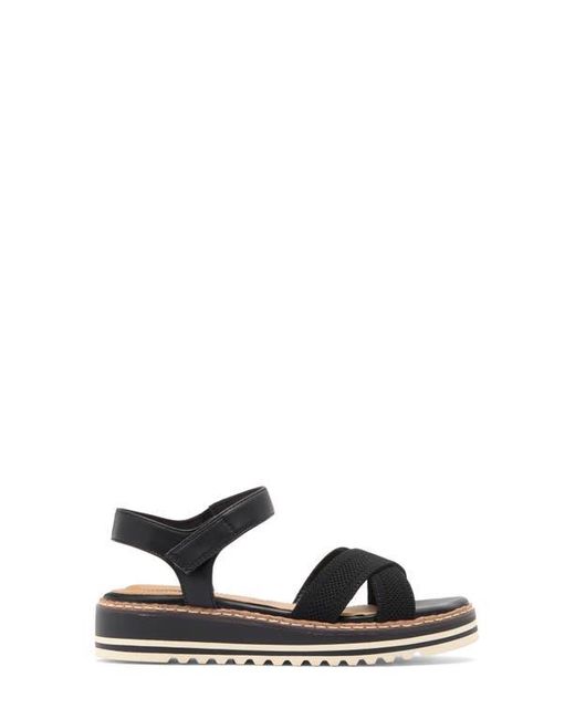 Me Too Black Halen Sandal