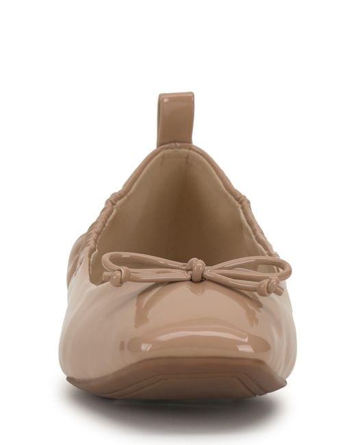 Vince on sale camuto flats