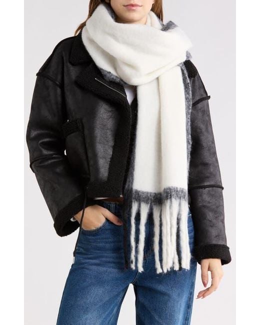 Steve Madden Black Pop Border Stripe Scarf