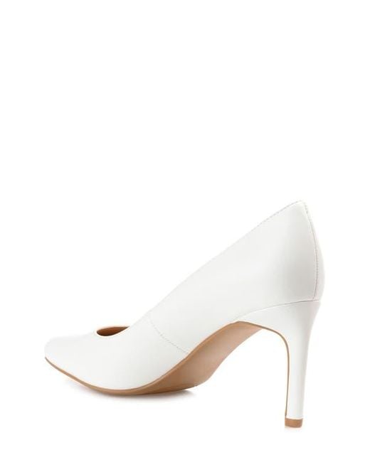 Journee Collection White Monalee Pump