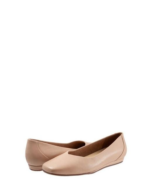 Softwalk® Natural Vellore Flat
