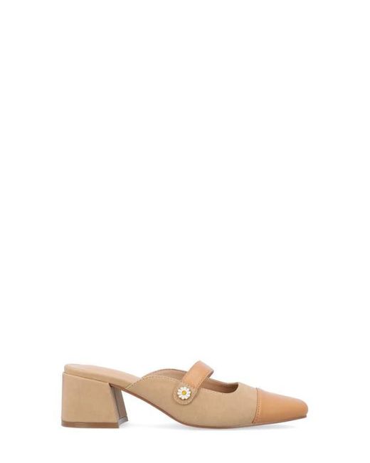 Journee Collection Natural Dalla Pump