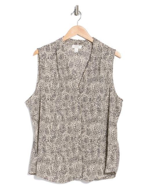 Nordstrom Rack Gray V-Neck Shell