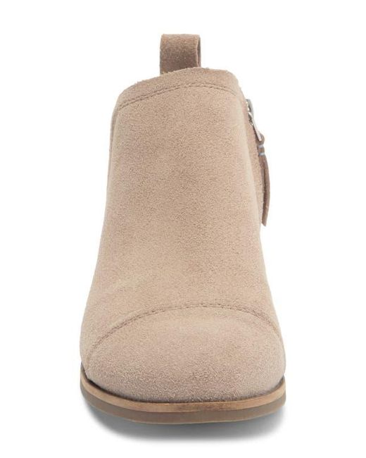 TOMS Brown Reese Cap Toe Chelsea Boot