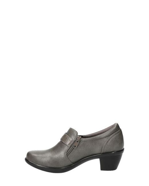 Easy Street Gray Pixel Bootie