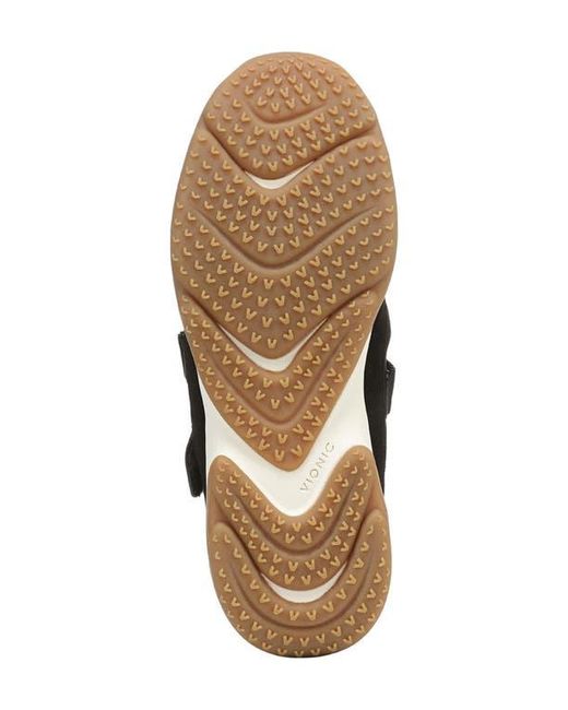 Vionic Black Walk Slim Gia Sneaker