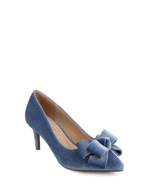 Journee Collection Blue Crystol Pump