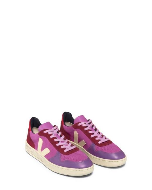 Veja Purple V-10 Sneaker