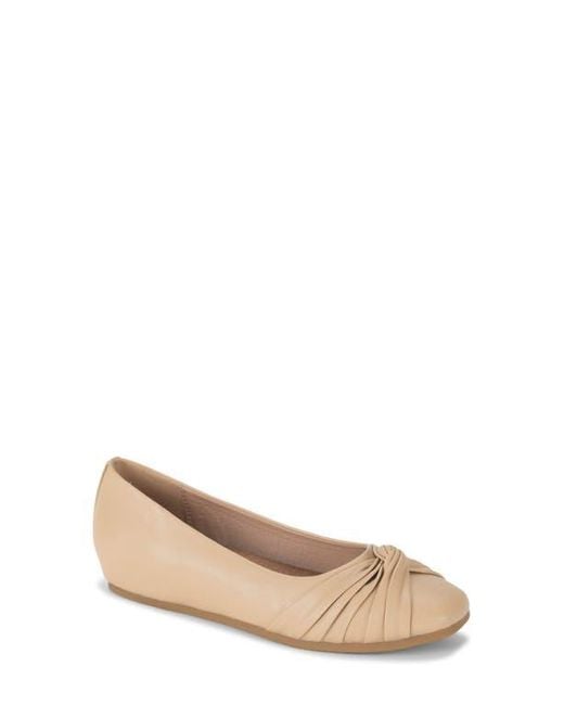 BareTraps Natural Chainey Flat