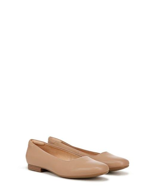 Naturalizer Natural Kari Ballet Flat