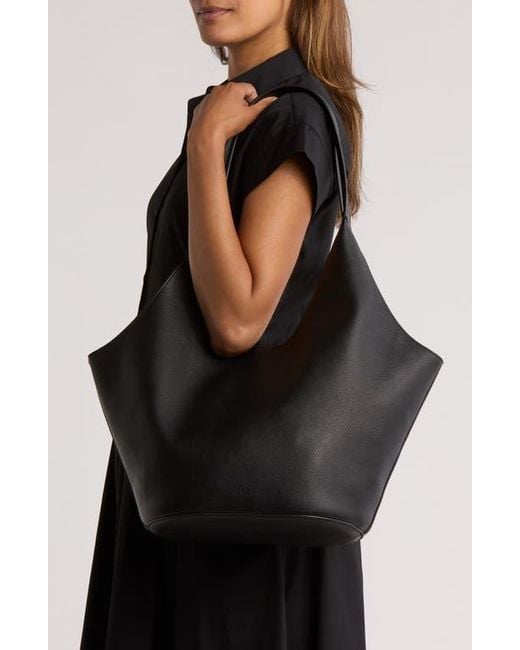 BCBGMAXAZRIA Bucket Tote Bag in Black | Lyst