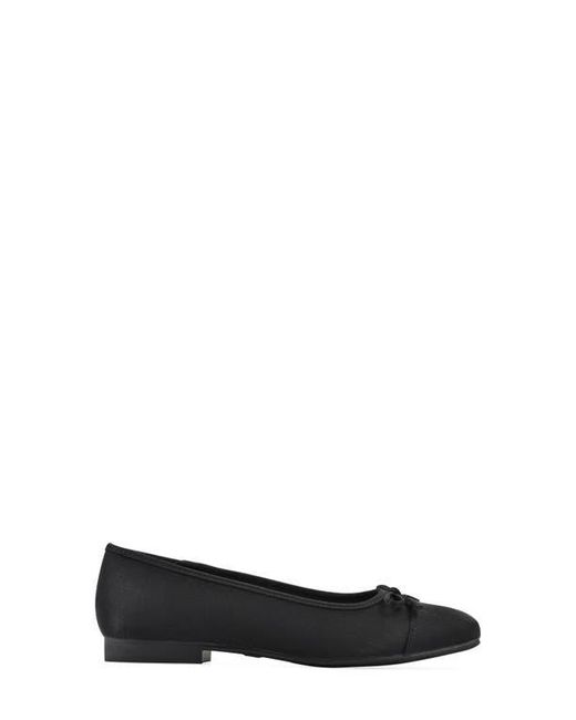 White Mountain Black Bocci Cap Toe Flat
