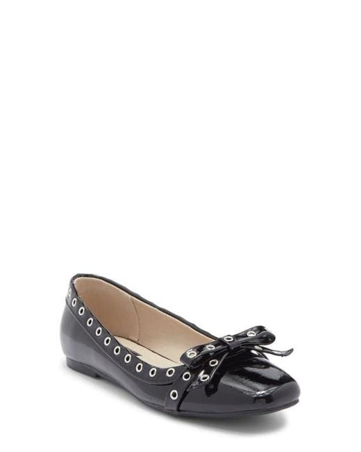 Rachel Roy White Blink Grommet Bow Flat