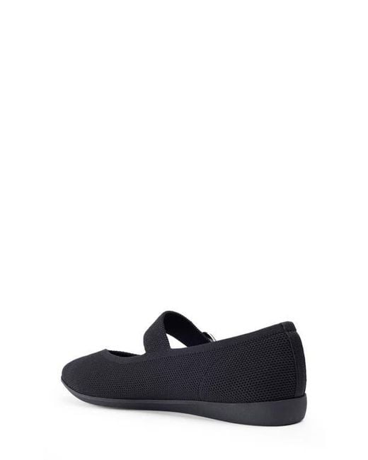 Me Too Black Soren Flat