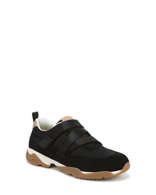Vionic Black Walk Slim Gia Sneaker