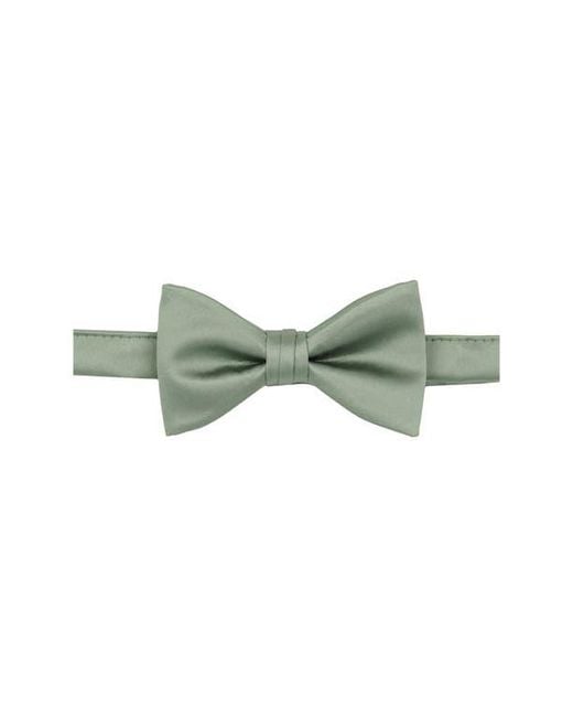Con.struct Green Solid Satin Pre-Tied Bow Tie for men