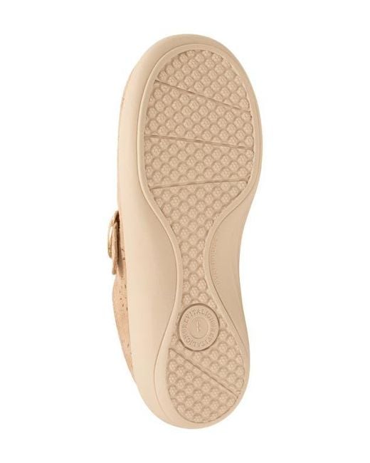 Revitalign Natural Siesta Eclipse Clog
