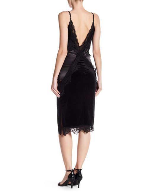 Juliet Couture Lace Accent Velvet Dress 