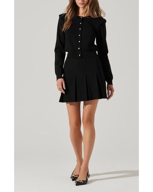 Astr Black Denisa Pleated Miniskirt