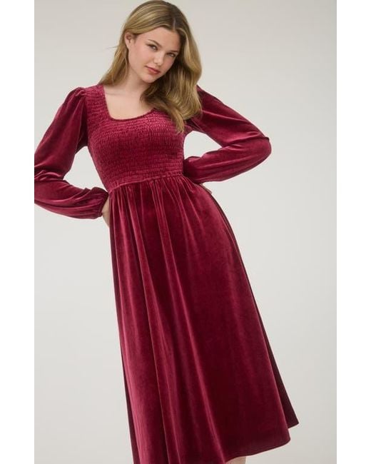 AUGUST SKY Red Long Sleeve Smocked Velvet Midi Dress