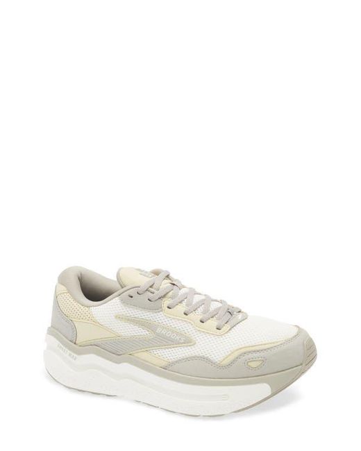 Brooks White Ghost Max Se Running Sneaker for men
