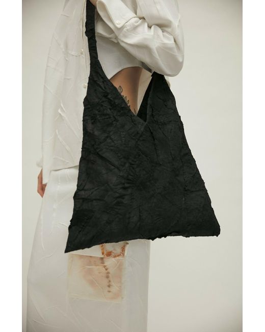 JENN LEE Multicolor Paper Shoulder Bag (black)