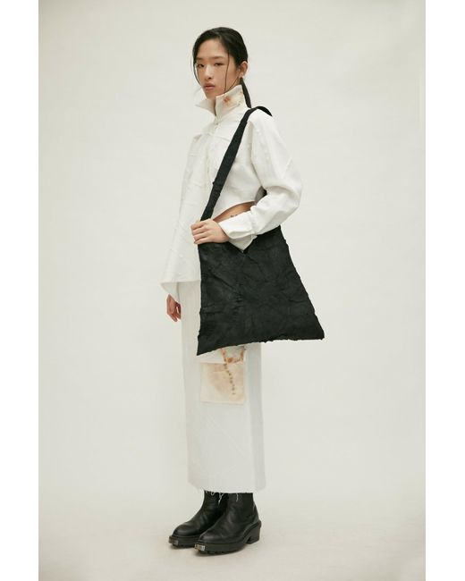 JENN LEE Multicolor Paper Shoulder Bag (black)