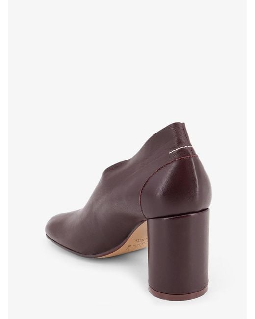 MM6 by Maison Margiela Purple Leather Pump With Iconic Anatomic Toe