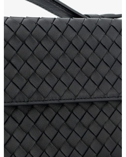 Bottega Veneta Black Leather Wallet With Intrecciato Pattern for men