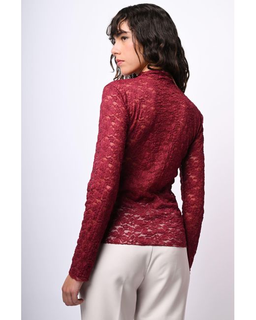 Top di NUNA LIE in Red