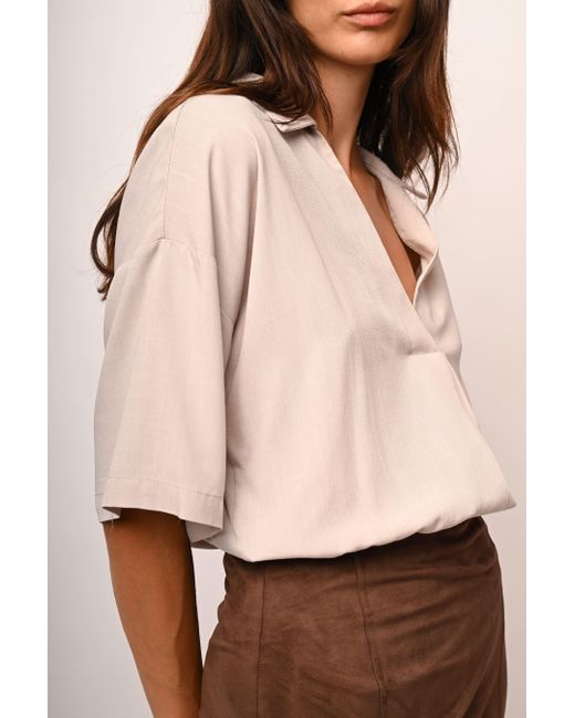 Camicia Crop A Palloncino di NUNA LIE in Natural
