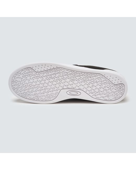 canvas flyer sneaker