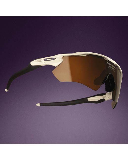 Oakley Purple ® X Pas Normal Studios® Radar® Ev Path® Sunglasses for men