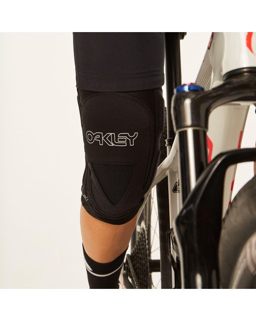 Oakley Black W Factory Pilot Lite Short