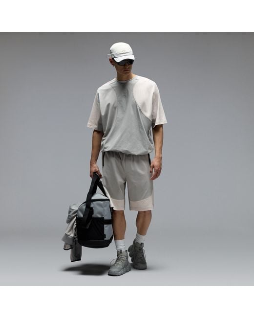 Oakley Gray Tidal Short for men