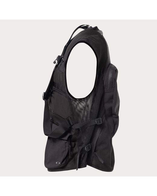 Oakley Black Versatile Multi-Pocket Latitude Flex Vest for men