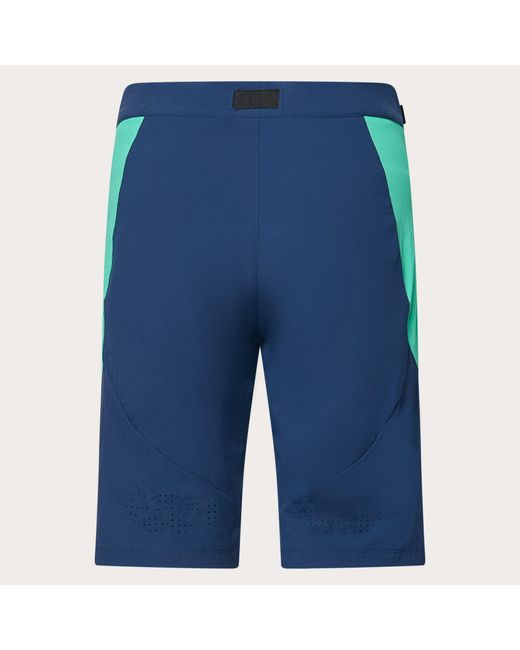 Oakley Green W. Seeker Airline Short
