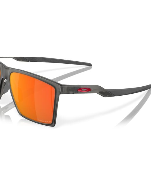 Futurity Sunglasses di Oakley in Black
