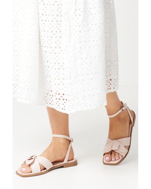 Oasis White Izzie Bow Detail Flat Sandals