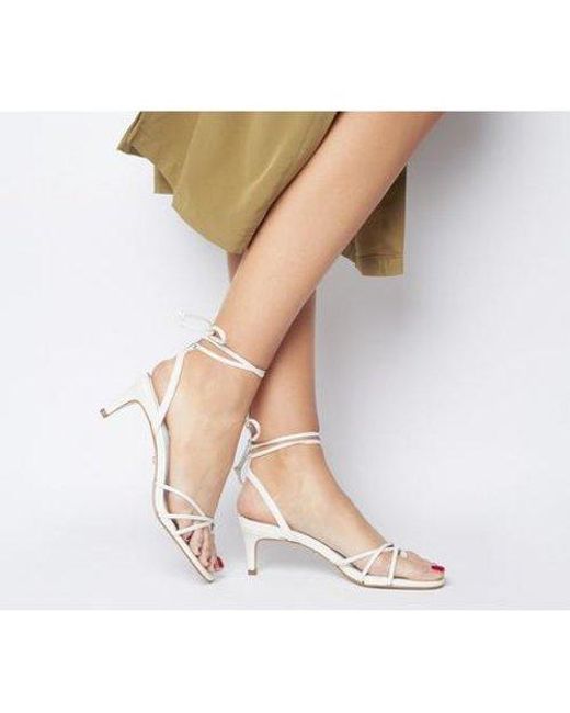toe loop sandals with heel