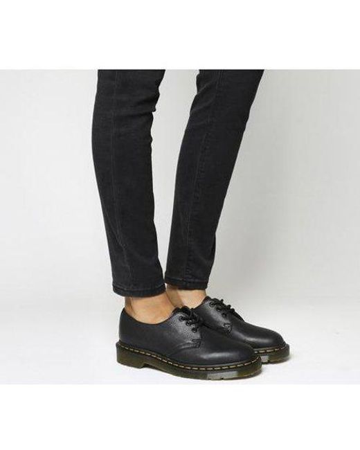 dr martens 3 eyelet shoes