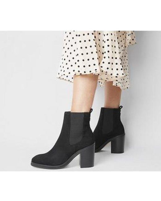 dot chelsea boot