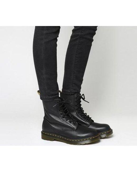 dr martens eyelet