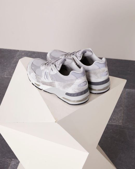 New Balance Gray 991
