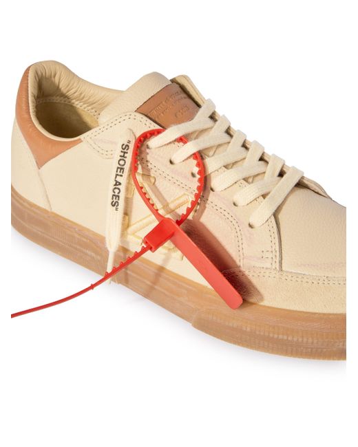 Caramel Vulcanized Vintage di Off-White c/o Virgil Abloh in Pink