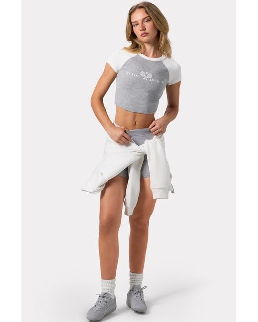 BO+TEE Gray Graphic-Print Cropped T-Shirt